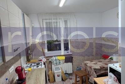 Apartament cu 3 camere în Dristor