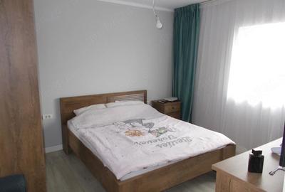 Casă cu 4 camere cu Teren 1190 Mp în Parța