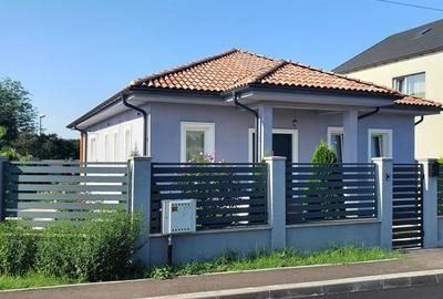 Casă cu 3 camere în Central