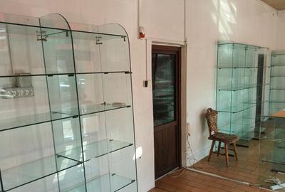 Spațiu comercial, de 54 mp, în Central