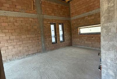 Casă cu 3 camere cu Teren 400 Mp în Corunca - 5