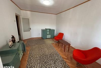 Apartament cu 2 camere decomandat în Buzaului
