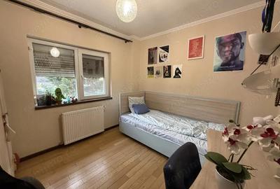 Apartament cu 4 camere decomandat, mobilat în Bucovina
