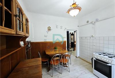 Apartament cu 2 camere decomandat în Brașovul Vechi - 3