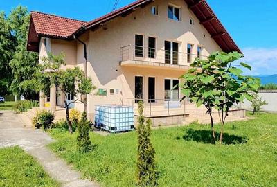Casă cu 4 camere în Jiblea Nouă