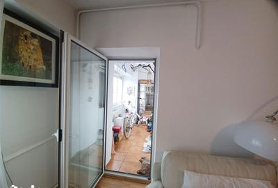Apartament cu 3 camere decomandat în P-ța Muncii - 7