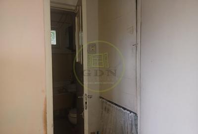 Apartament cu 2 camere nedecomandat în Florilor - 17