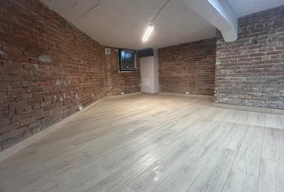 Spațiu comercial, de 33 mp, în Viilor