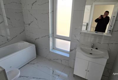 Casă cu 4 camere cu Teren 250 Mp în Central - 2
