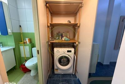 Apartament cu 2 camere decomandat în Rovine
