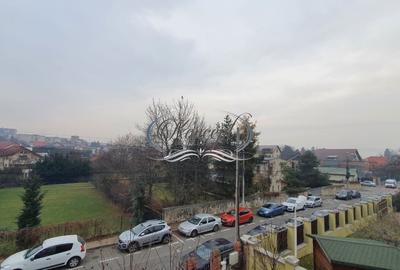 Apartament cu 4 camere decomandat, mobilat în Zorilor - 13