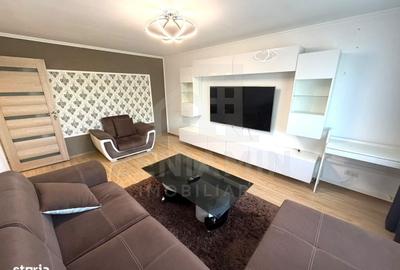 Apartament cu 3 camere decomandat în Rovine