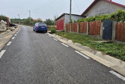 Casă cu 4 camere cu Teren 877 Mp în Central - 1