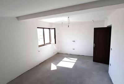 Casă cu 4 camere în Câmpineanca - 2