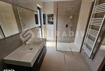 Casă cu 5 camere semidecomandat cu Teren 600 Mp în Gruia