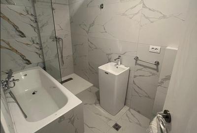 Apartament cu 3 camere decomandat în Bucium - 9