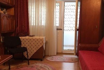 Apartament cu 3 camere decomandat în Lacul Tei - 6