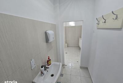 Spațiu comercial, de 100 mp, în Zona industrială - 11