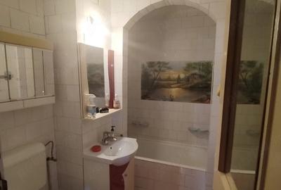 Apartament cu 3 camere decomandat în Dâmbovița - 4