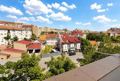Apartament cu 3 camere decomandat în Decebal