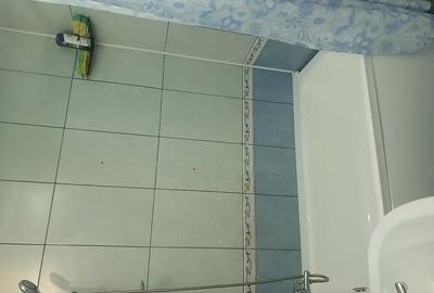 Garsonieră decomandată în Vest