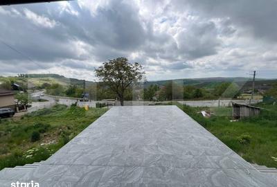 Casă cu 3 camere cu Teren 2600 Mp în Livezile - 1