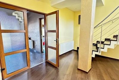Casă cu 7 camere cu Canalizare în Valea Borcutului - 2