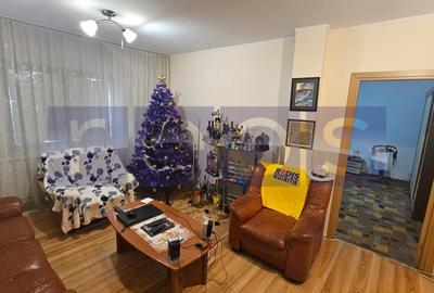 Apartament cu 4 camere decomandat în Sebastian