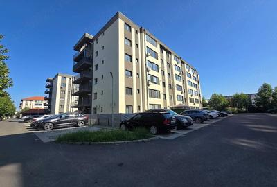 Apartament cu 2 camere decomandat în Dobroești