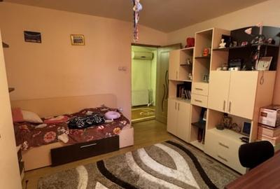Casă individuală cu 6 camere cu Canalizare în Ultracentral - 3