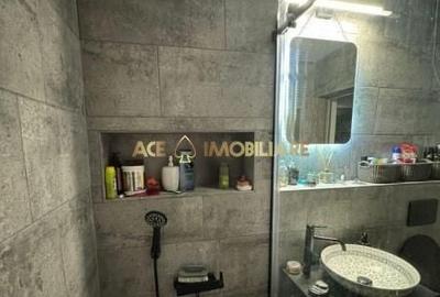 Apartament cu 3 camere în Panduri