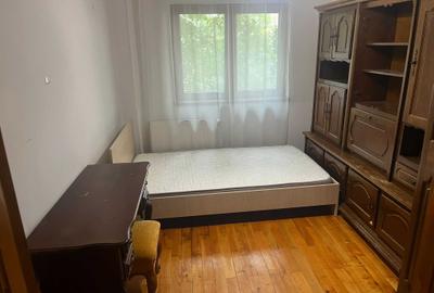 Apartament cu 3 camere decomandat în Mărăști