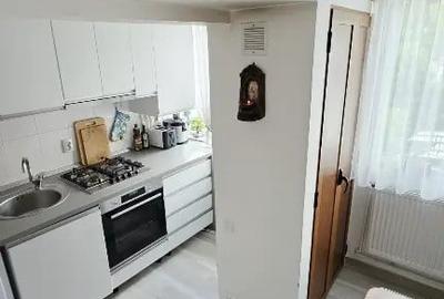 Apartament cu 3 camere semidecomandat în Central - 5