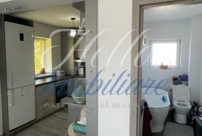Apartament cu 3 camere semidecomandat, mobilat în Florești - 4