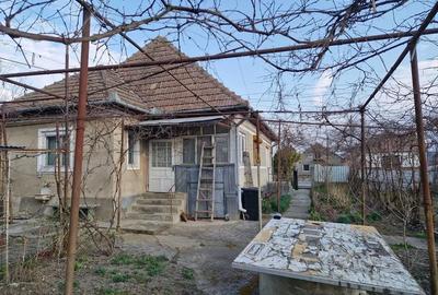 Casă cu Teren 3282 Mp în Central - 5