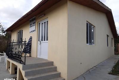 Casă cu 3 camere cu Teren 300 Mp în Tuzla