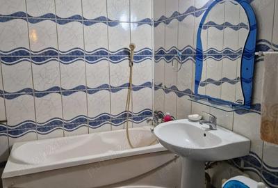 Apartament cu 3 camere decomandat în Central - 1