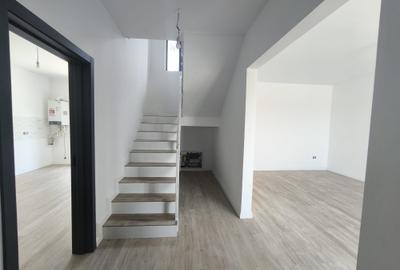 Casă individuală cu 4 camere cu Canalizare în Exterior Vest - 7