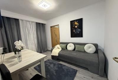 Apartament cu 2 camere semidecomandat în Trivale