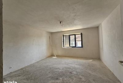 Casă cu 4 camere cu Teren 831 Mp în Rapoltu Mare