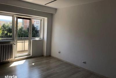 Apartament cu 3 camere decomandat în Gheorgheni