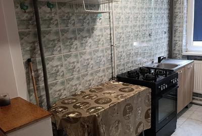 Apartament cu 2 camere decomandat în Dărmănești - 1