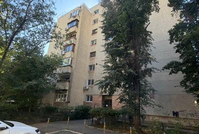 Apartament cu 4 camere decomandat în 13 Septembrie
