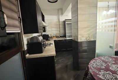 Apartament cu 3 camere decomandat în Calea Călărașilor - 6