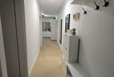 Apartament cu 3 camere semidecomandat în Florești - 11
