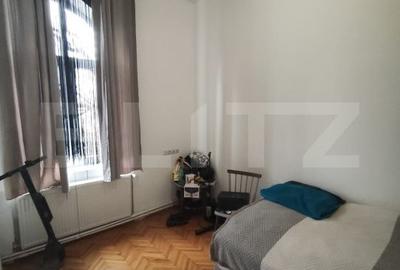Apartament cu 5 camere în Central - 15