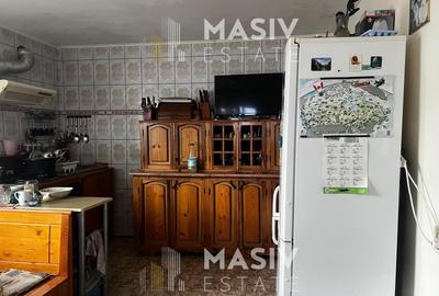 Casă individuală cu 9 camere cu Canalizare în Central - 8