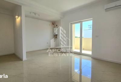 Apartament cu 3 camere în Torontalului