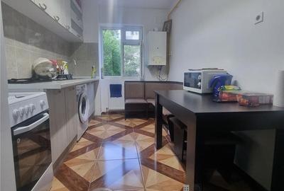 Apartament cu 2 camere în Tudor Vladimirescu