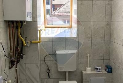 Spațiu comercial, de 190 mp, în Central - 11